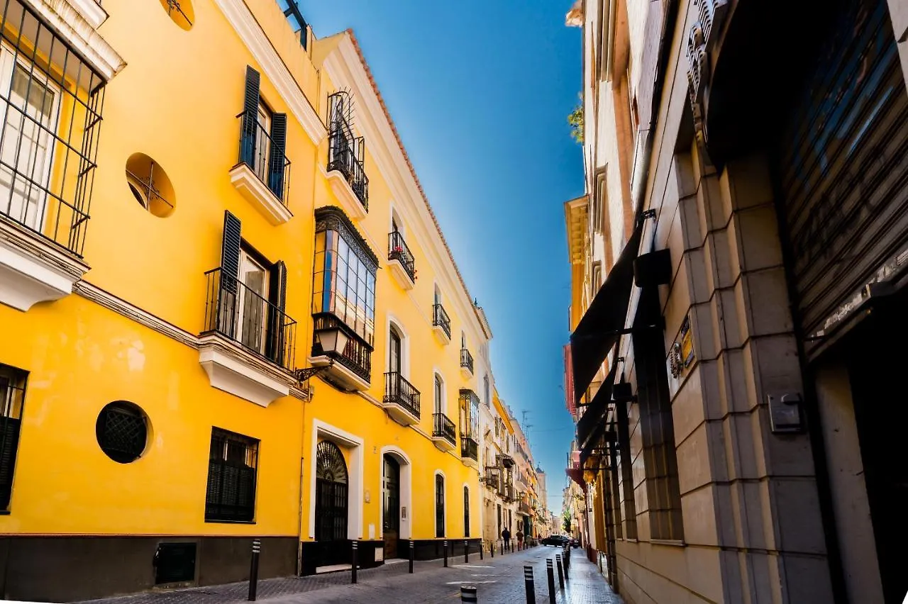 Minty Stay - San Vicente Seville 0*,  Spain