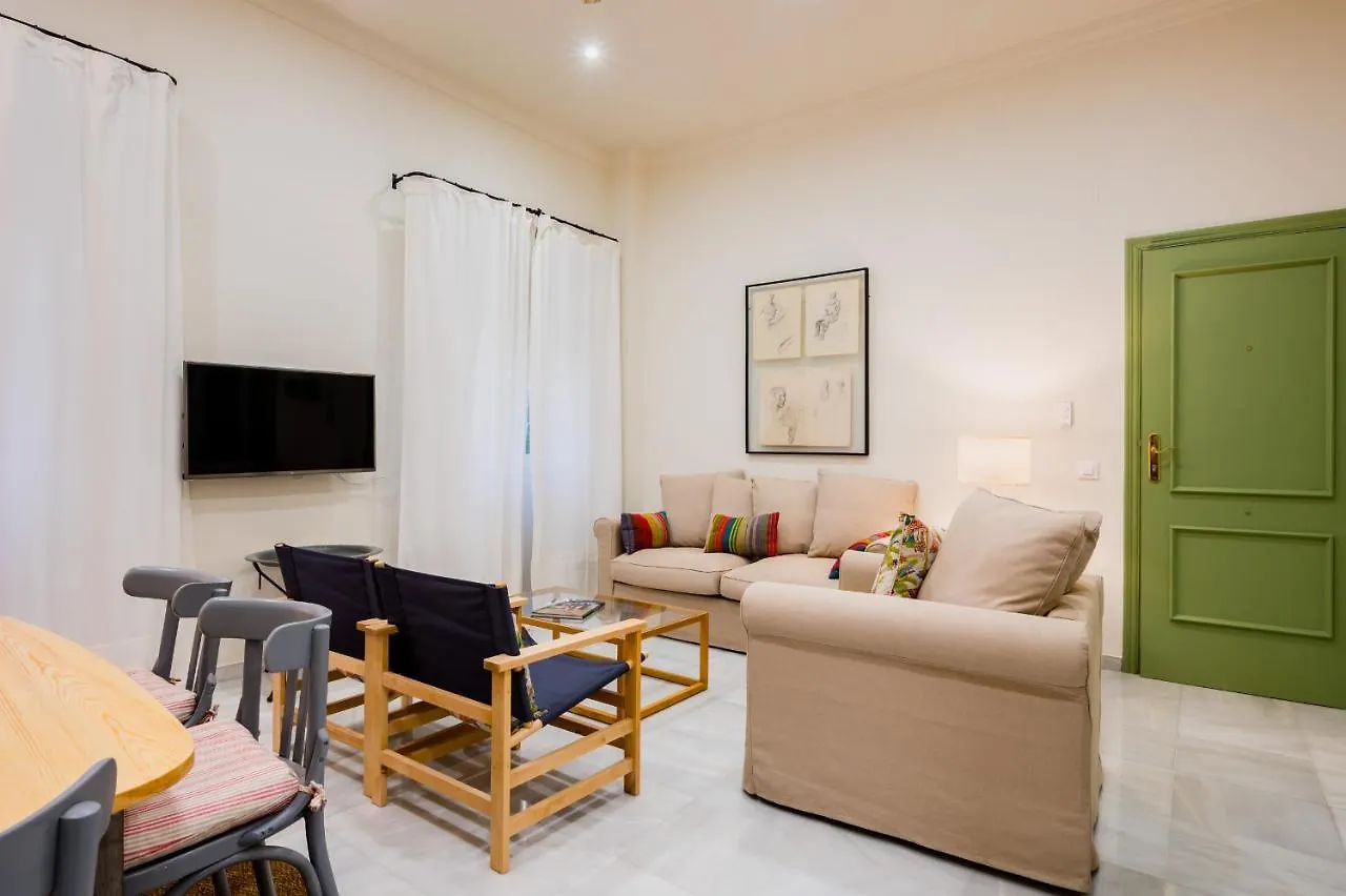 Minty Stay - San Vicente Seville Apartment